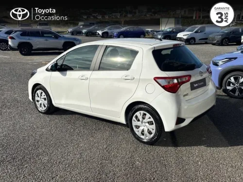 Toyota Yaris 70 VVT-i Ultimate 5p