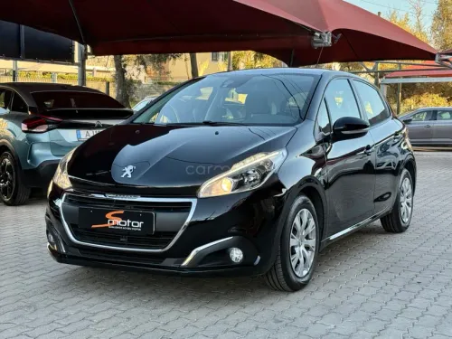 Peugeot 208 1.2 PureTech Style EAT6