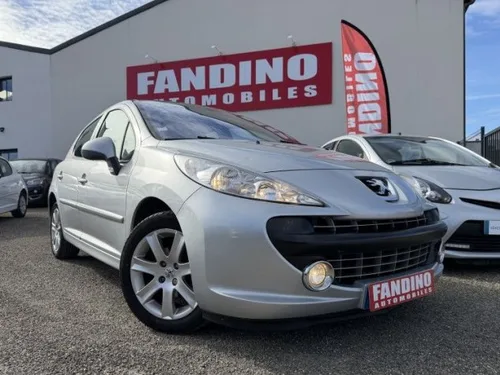 Peugeot 207 1.6 HDI90 PREMIUM PACK 5P