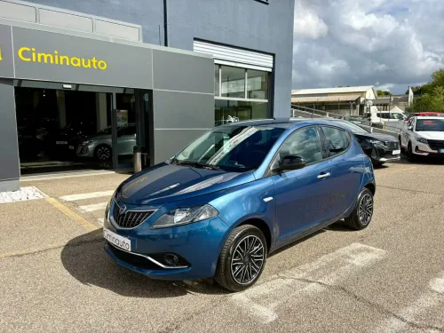 Lancia Ypsilon 1.0 firefly hybrid Gold Plus s&s 70cv