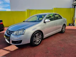 VW Jetta 1.9 TDi BlueMotion