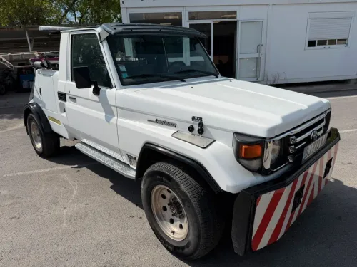 Toyota Land Cruiser 4x4 Dépanneuse JIGE