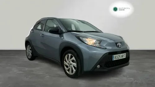 Toyota Aygo X Cross Play