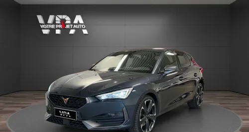Cupra Leon e-HYBRID 245 ch – Digital Cockpit Full LED Volant chauffant Apple CarPlay