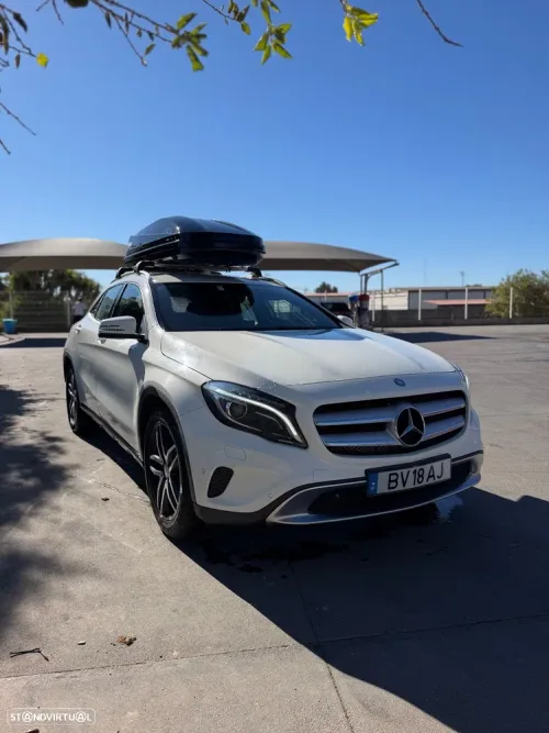 Mercedes-Benz GLA 200 (CDI) d 4Matic 7G-DCT Urban