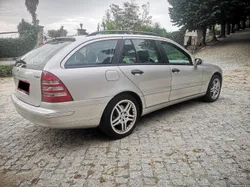 Mercedes-Benz C 220 CDI 143cv - C/ Camara de Marcha trás - "Bom estado geral" - CX. Manual 6 Veloc.