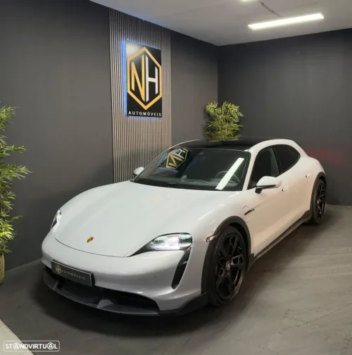 Porsche Taycan Sport Turismo Turbo