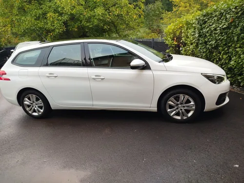 Peugeot 308 SW 1.2 PureTech 130ch S&S BVM6 Allure Business