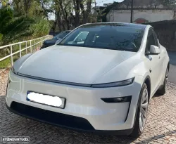 Tesla Model Y Long Range Tração Traseira