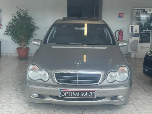 Mercedes c200 cdi automatique 2004 faible kms