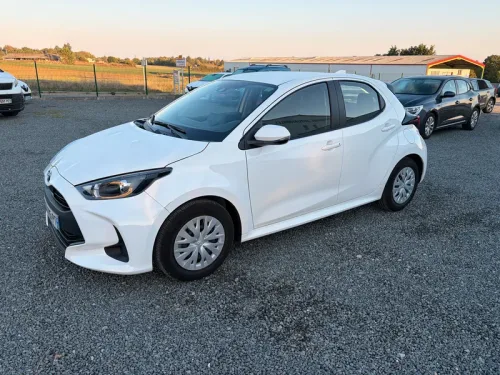 Toyota Yaris 116h Dynamic 5p MY22