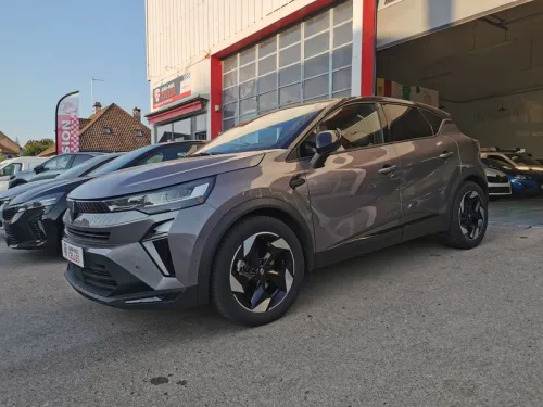 Renault captur e tech full hybrid 145 cv