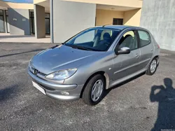 Peugeot 206 1.2 como novo
