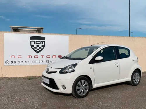 Toyota Aygo 1.0 VVTi 12V 68 cv 5 portes - 67 300 km, Moteur à chaine, Clim, Bluetooth..