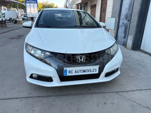 HONDA Civic 1.8 iVTEC Sport Navi