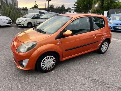 RENAULT Twingo II