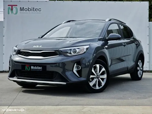 Kia Stonic 1.2 by FILA