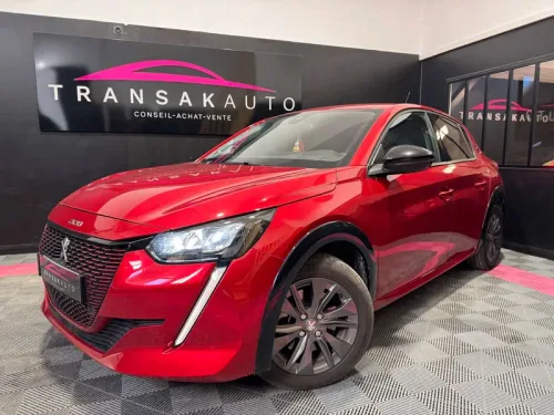PEUGEOT E-208 ALLURE 136cv ÉLECTRIQUE *CAMÉRA/CARPLAY/2 CÂBLES