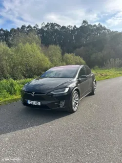Tesla Model X 100D