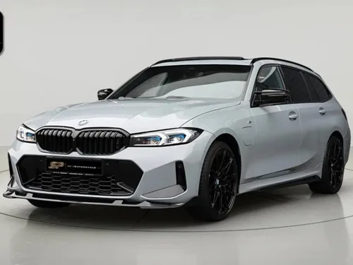 BMW Série 3 330e touring * xDRIVE M SPORT 292 CH * AUTOMATIQUE * HUD, 360°, HARMAN KARDON, TOIT PANORAMIQUE