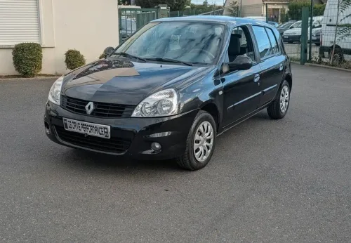 Renault Clio Campus 1.2 16v 75ch [URL masquée pour votre sécurité] 5p