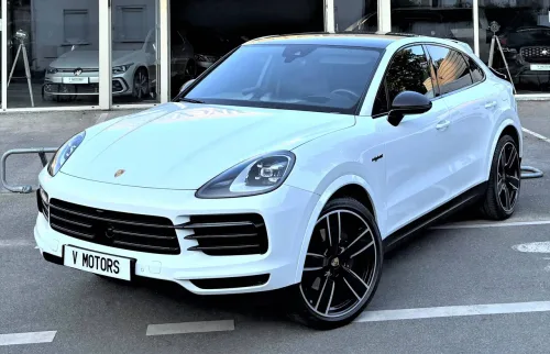 Porsche Cayenne Coupé V6 E-Hybrid 462 Platinium Performance Design'Panorama 1er Main