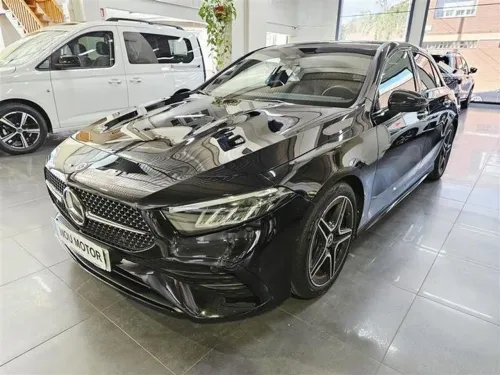 Mercedes-Benz A 200 Progressive Line Advanced 7G-DCT