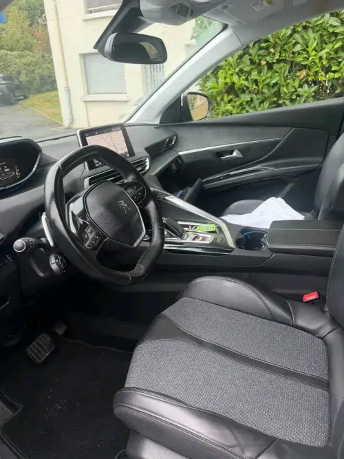 Peugeot 5008 5008 2.0 HDi 163ch FAP BVA6 Allure 7pl A