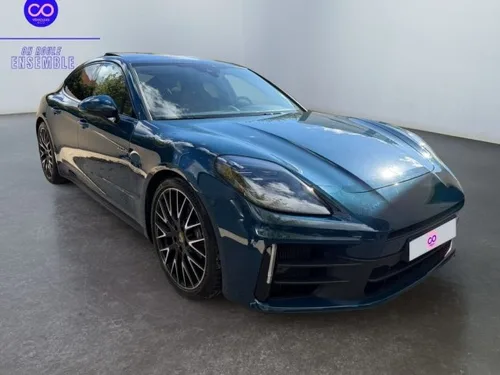 Porsche Panamera 4 e-HYBRID – QUASI NEUVE