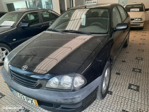 Toyota Avensis Sedan 1.6 Sol